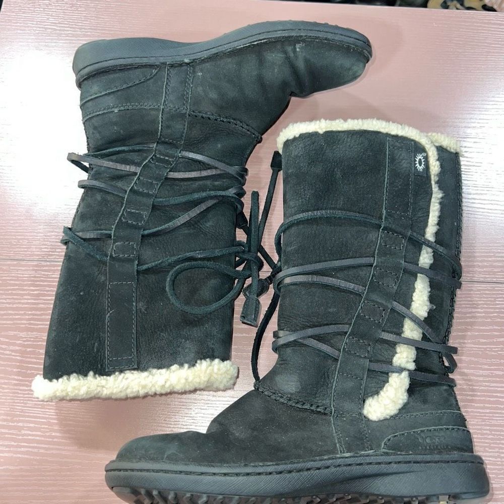 Ugg Boots Catalina Laced Black Nubuck Leather